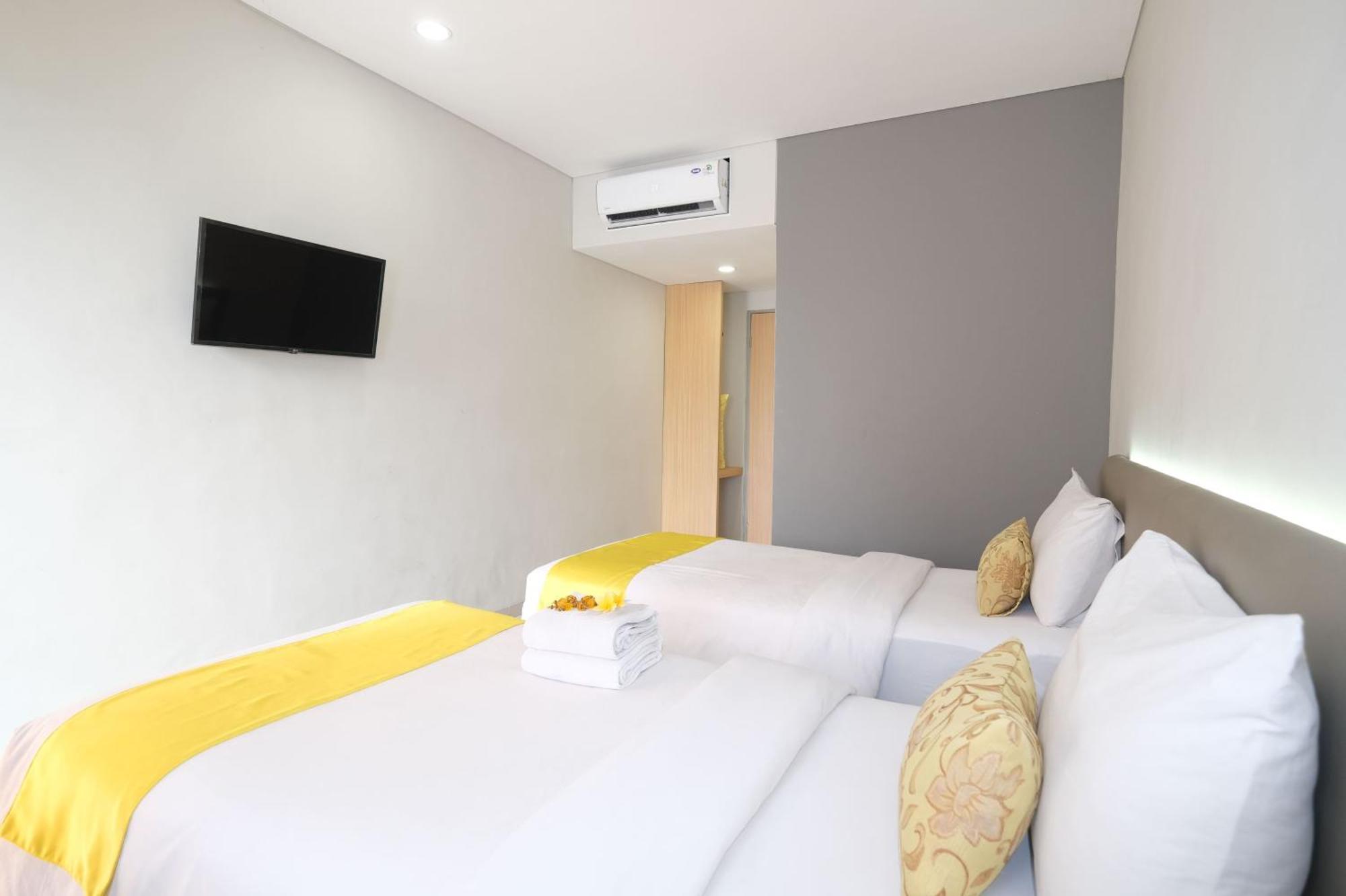 S101 Hotels Semarang Kültér fotó