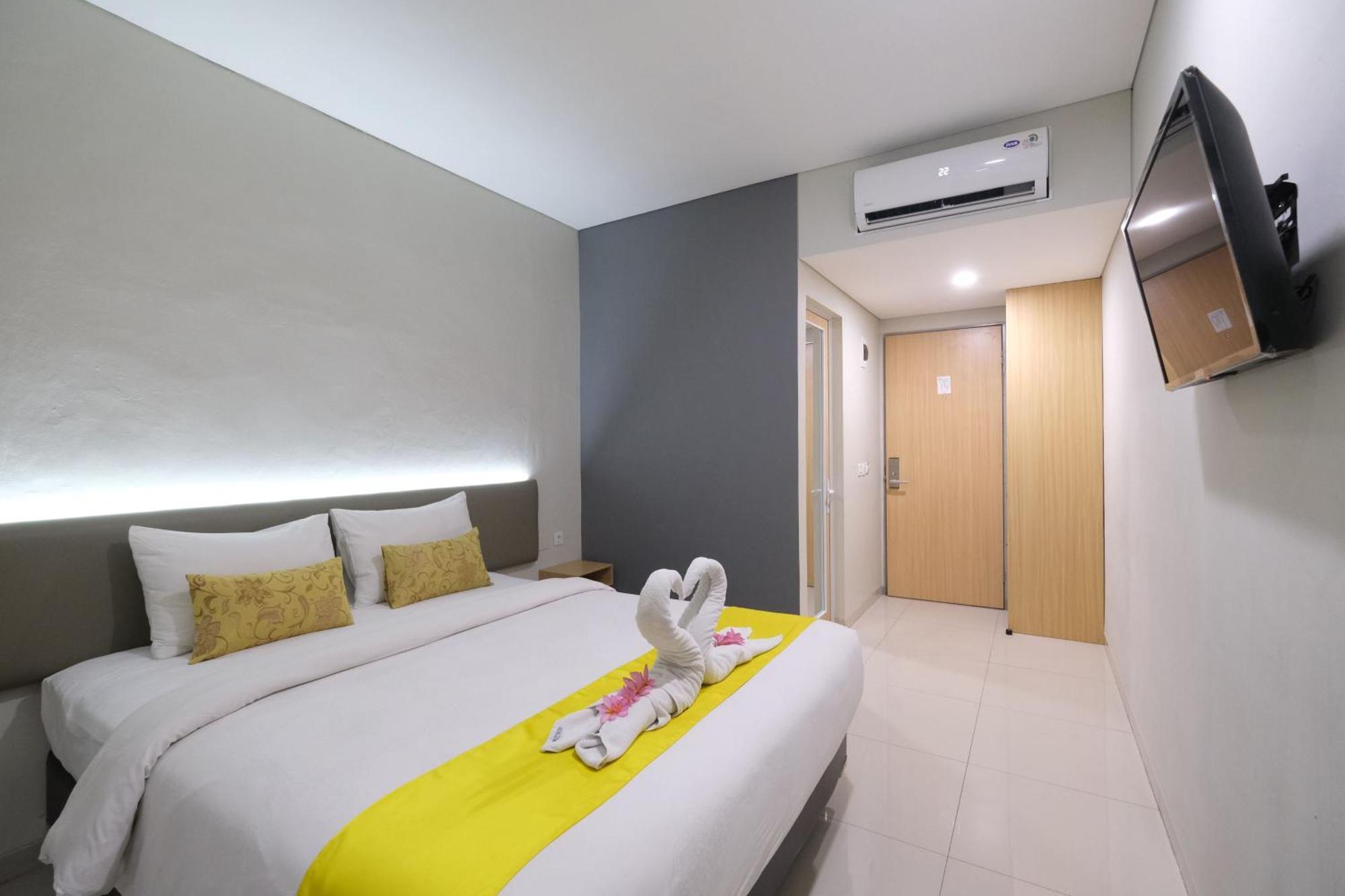 S101 Hotels Semarang Kültér fotó